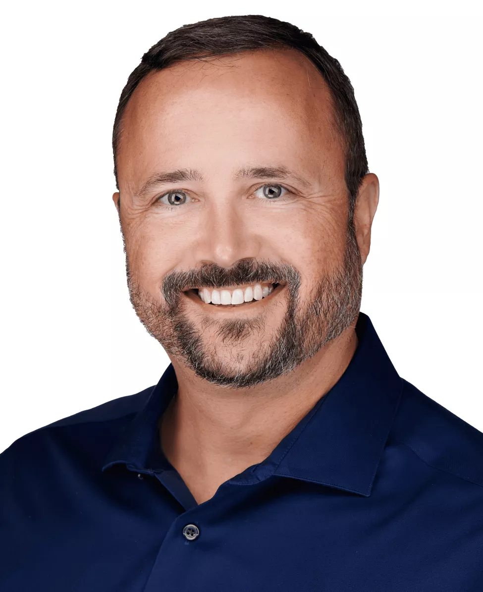 Mike_Strecker-1667×2042-2 Michael Strecker